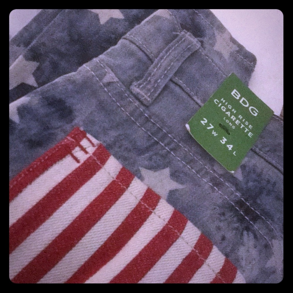 BDG 27W X 34L American Flag Style Jeans